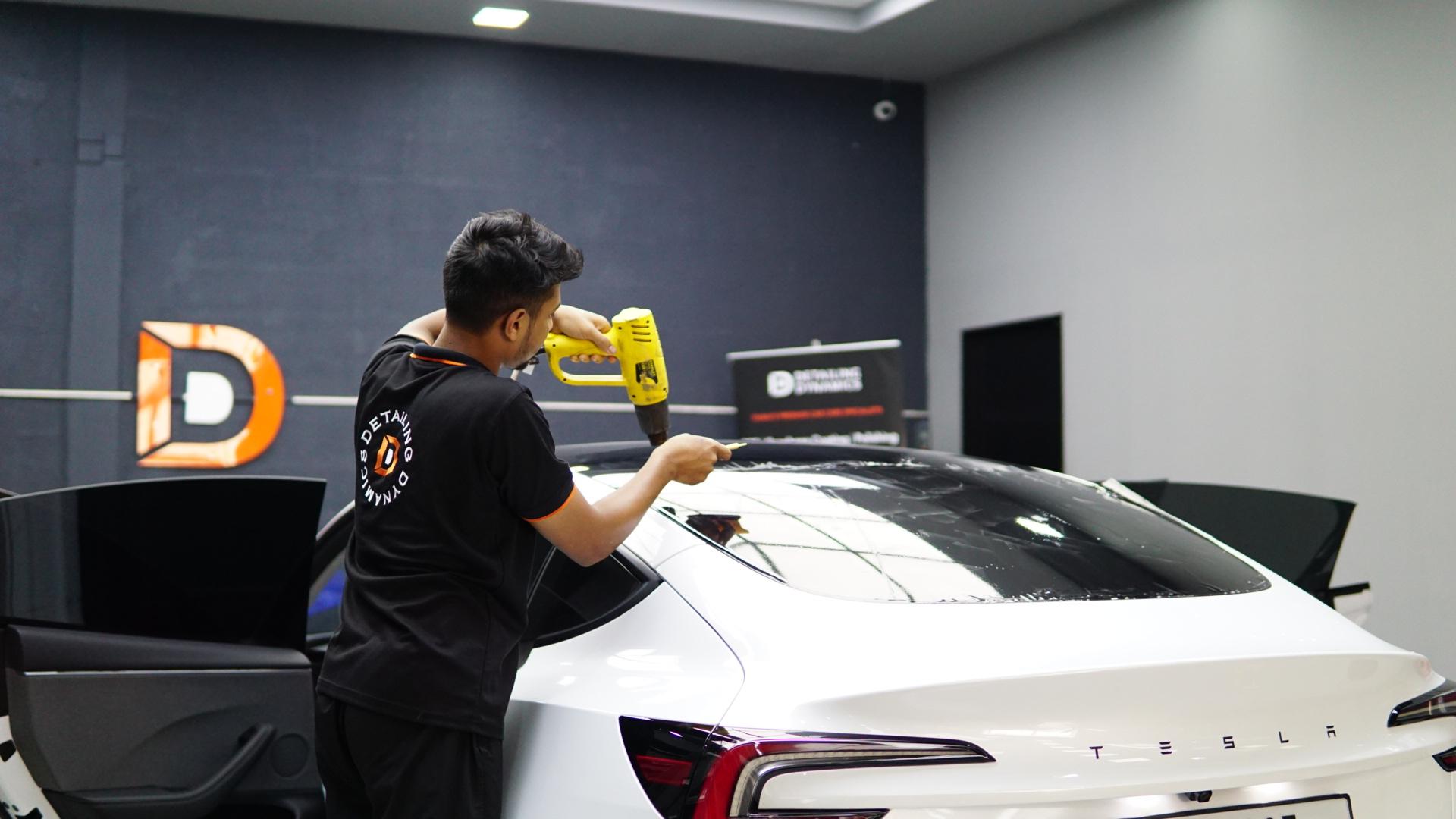 How Long Does Window Tint Last in Dubai Sun?